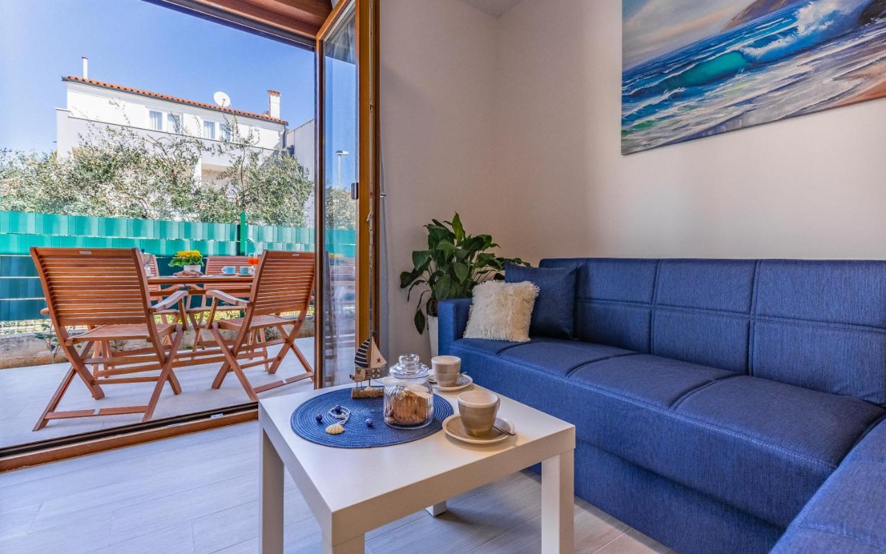 Blue Pula, New, Family Friendly, Comfortable, Free Parking And Wifi