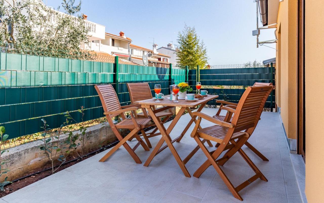 Blue Pula, New, Family Friendly, Comfortable, Free Parking And Wifi Apartman Pula